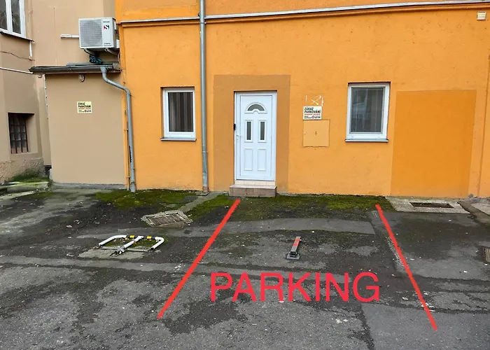 M&M Apartment, Free Parking