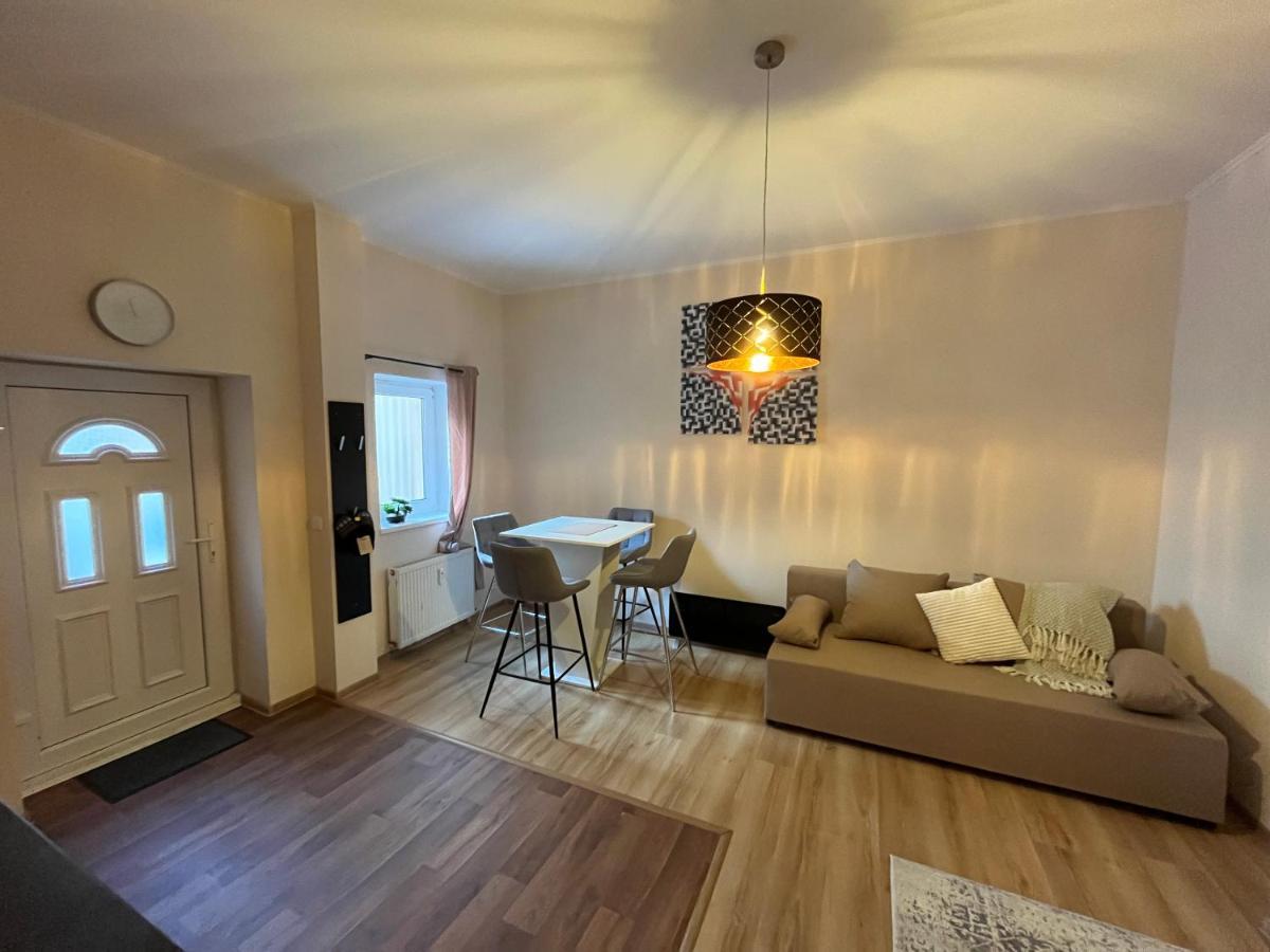 M&m Apartment, Free Parking